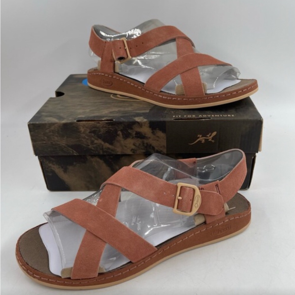 NIB! Chaco Women’s Wayfarer Clay Adjustable Strap Sandals - Size 8